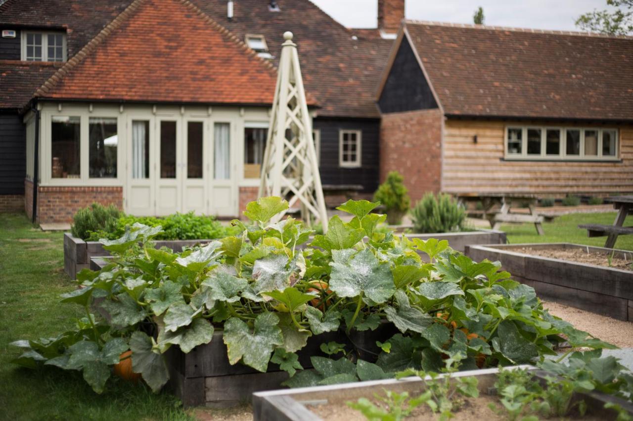 Hotel The Three Chimneys Country Pub Biddenden Exterior foto